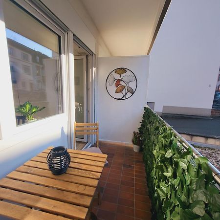 Zentrales Apartment Mit Balkon Und Parkplatz Trier Exterior photo